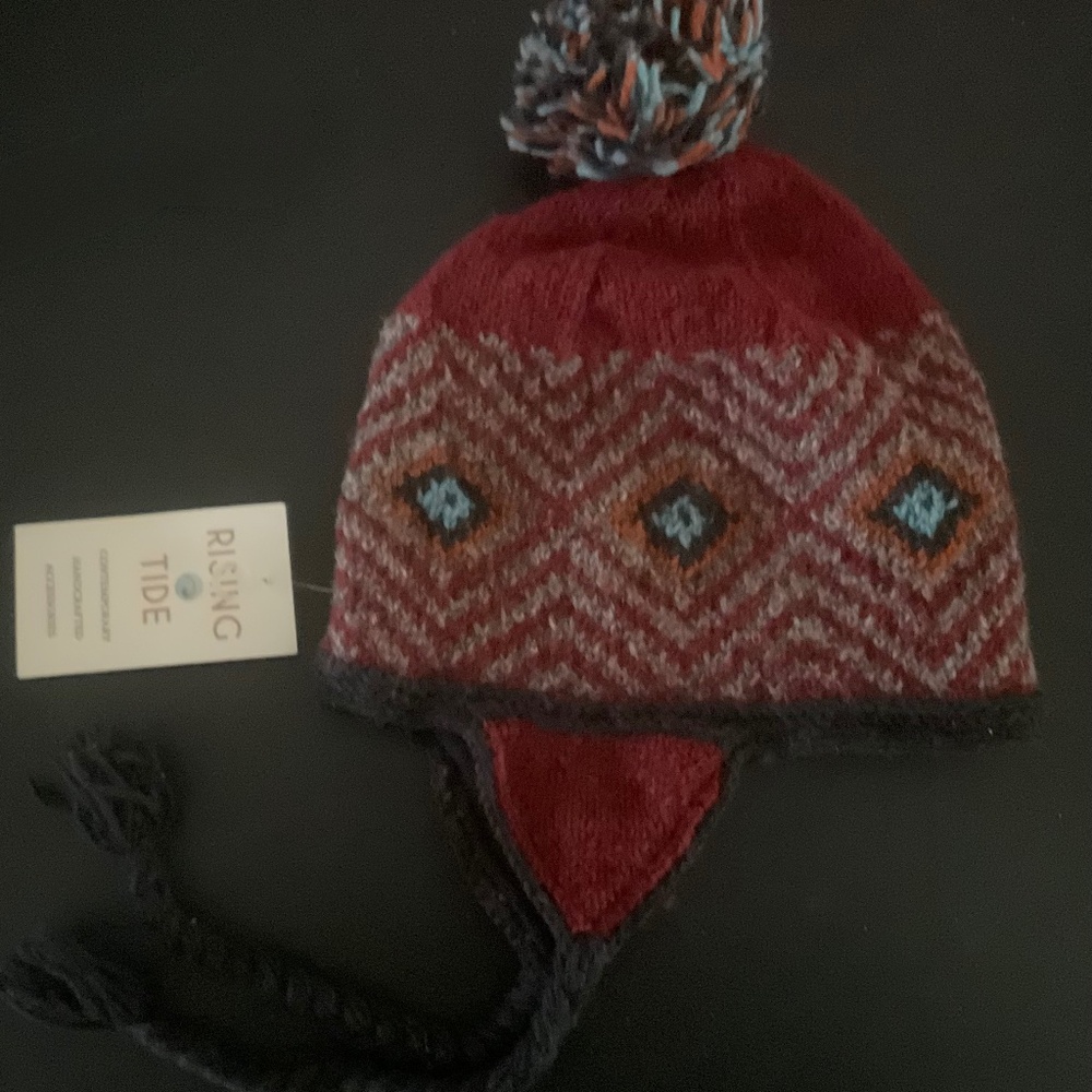 NWT Rising Tide wool hat with ear flaps and polar fleece lining